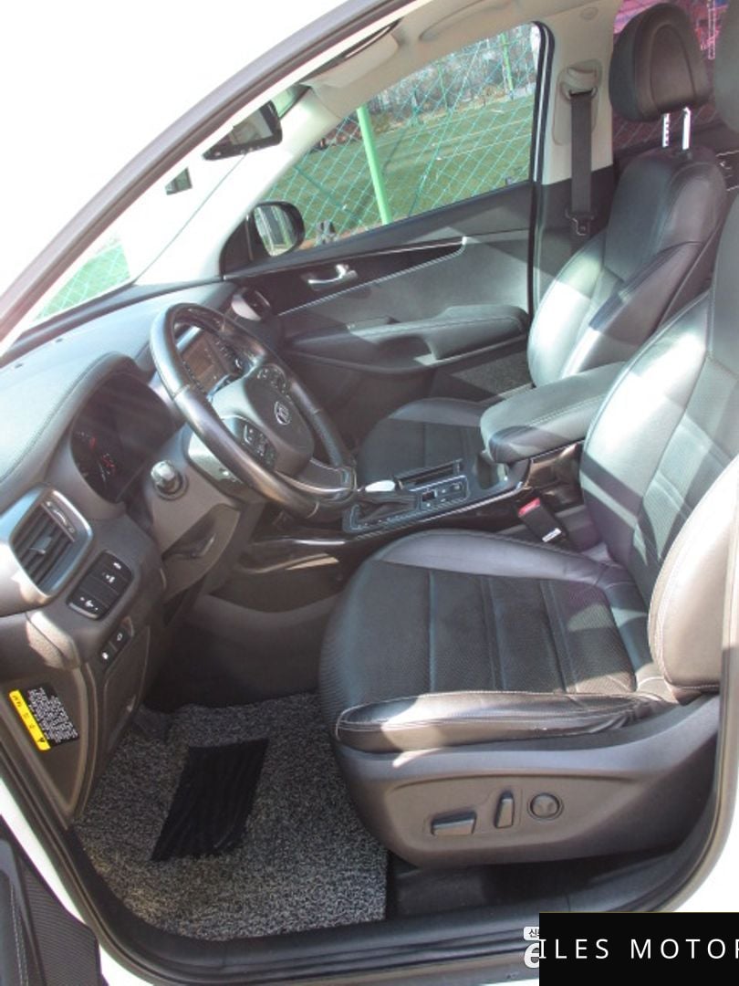 Kia Sorento 2015 — миниатюра 7