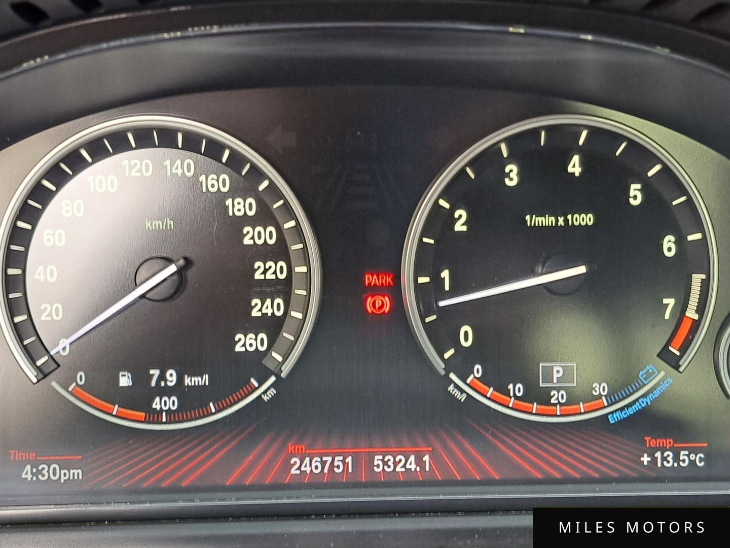 BMW 5 Series (F10) 2011 — миниатюра 8
