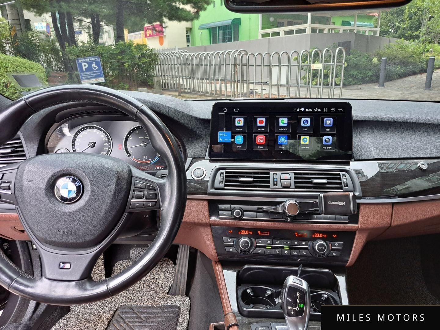 BMW 5 Series (F10) 2011 — миниатюра 11