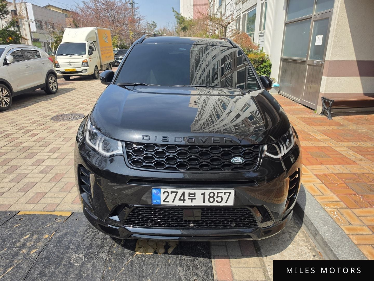 Land Rover Discovery Sport 2024 — фото 1 из 11