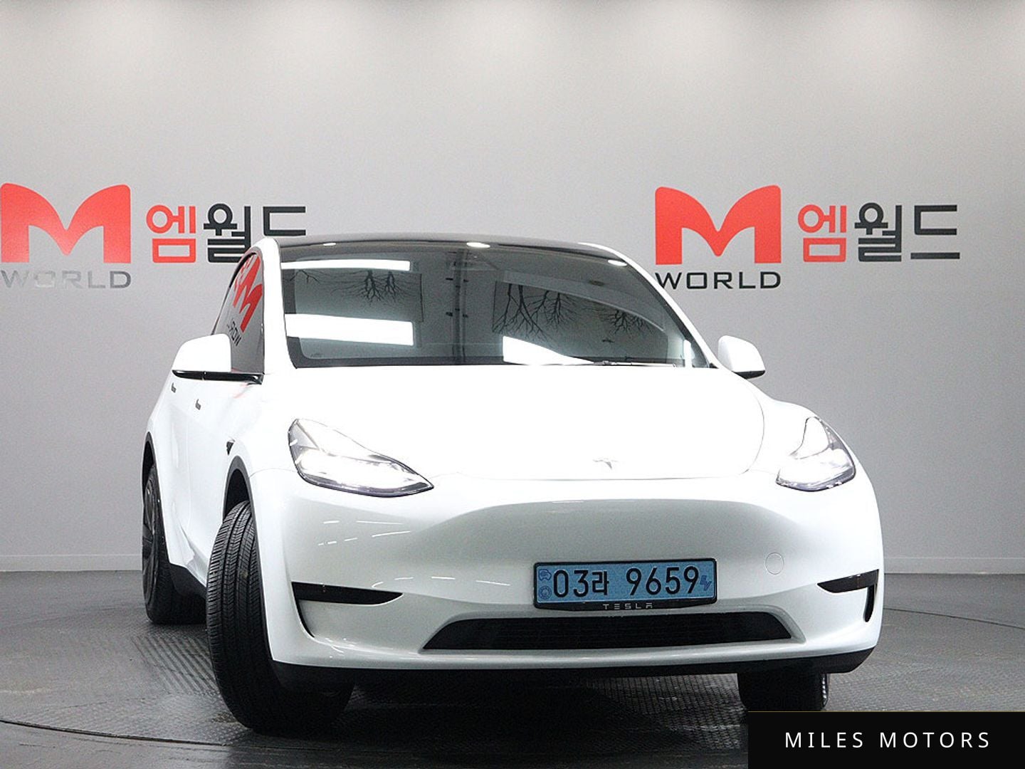 Tesla 모델 Y 2023 — миниатюра 2