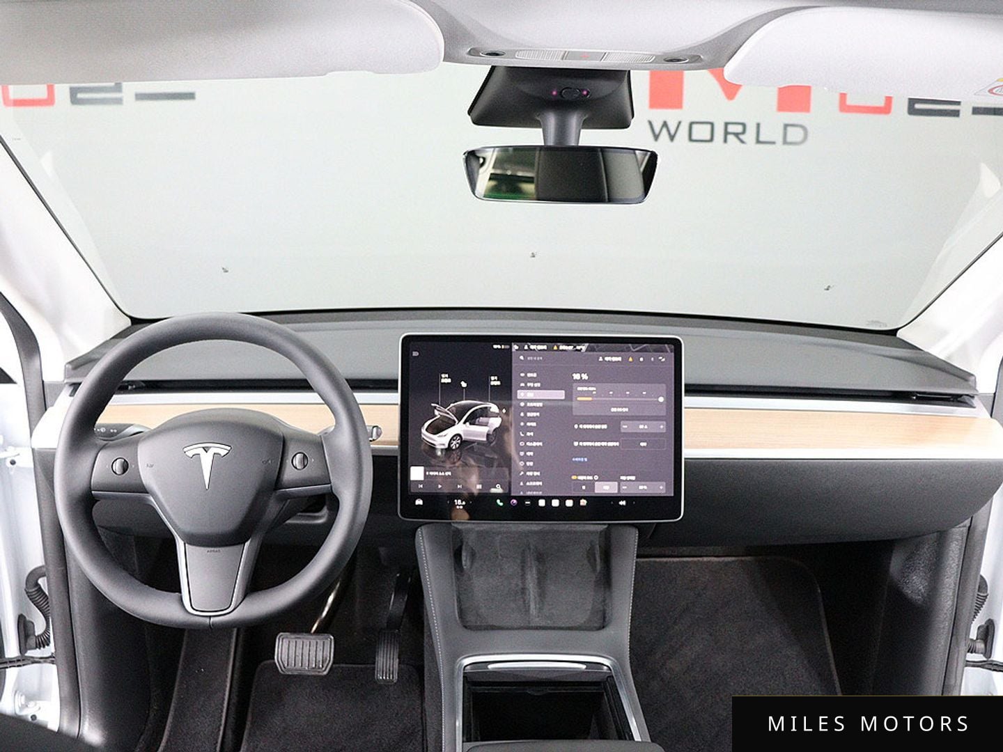 Tesla 모델 Y 2023 — миниатюра 7
