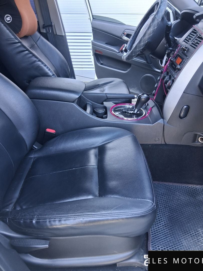 KG Mobility KORANDO 2014 — миниатюра 4