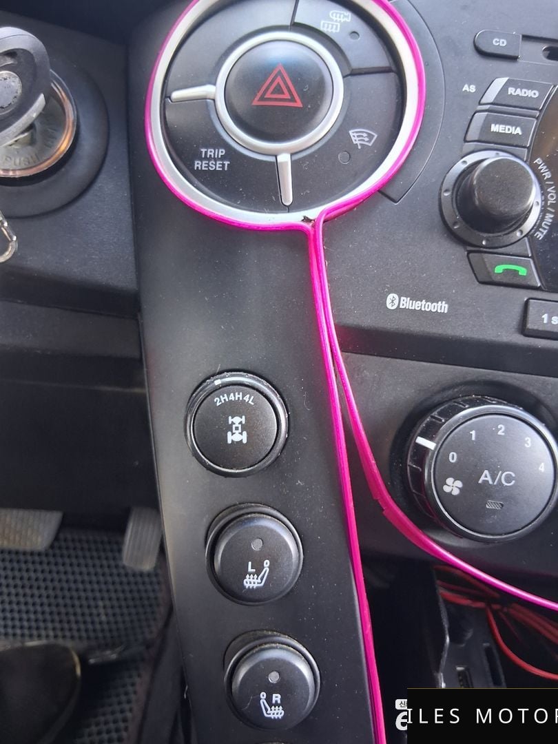 KG Mobility KORANDO 2014 — миниатюра 9