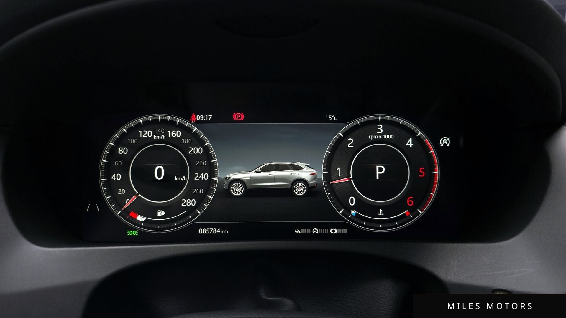 Jaguar F-PACE 2019 — миниатюра 8