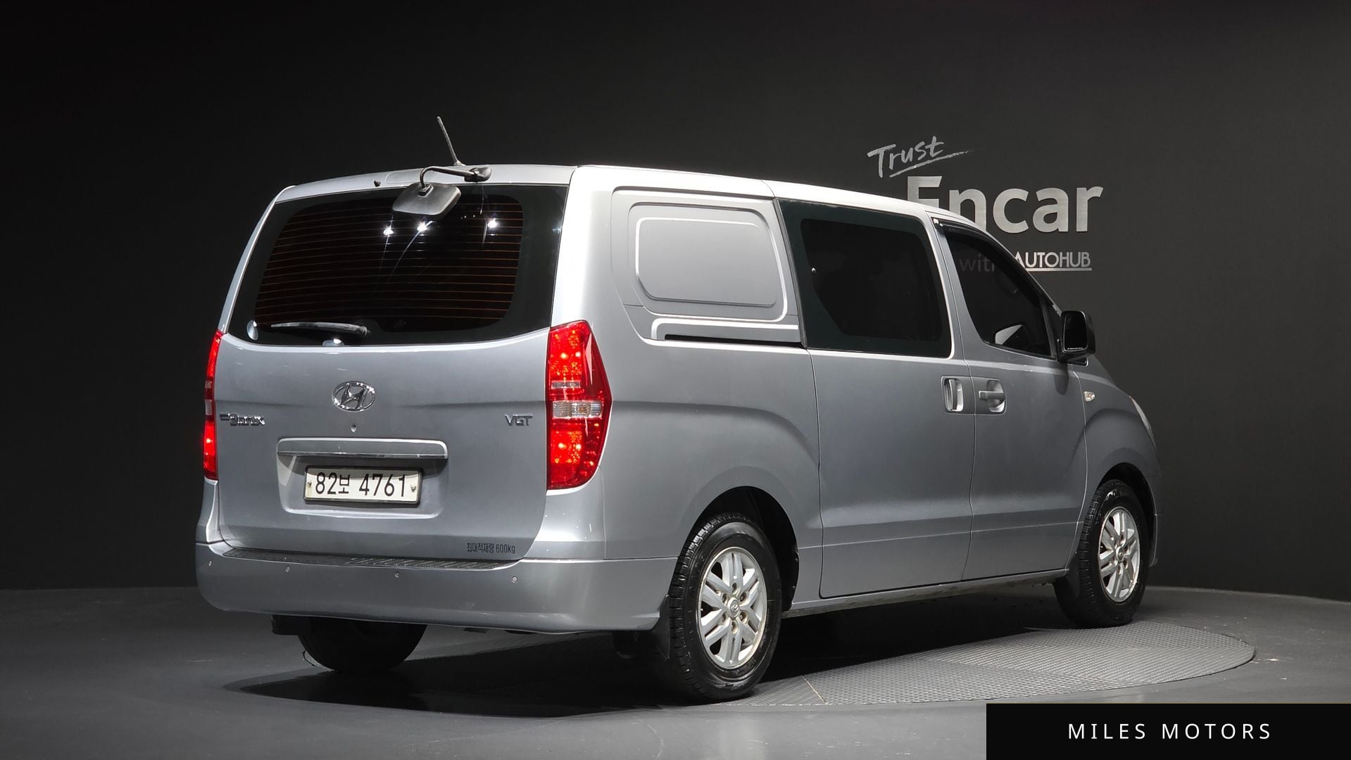 Hyundai Starex 2017 — миниатюра 2