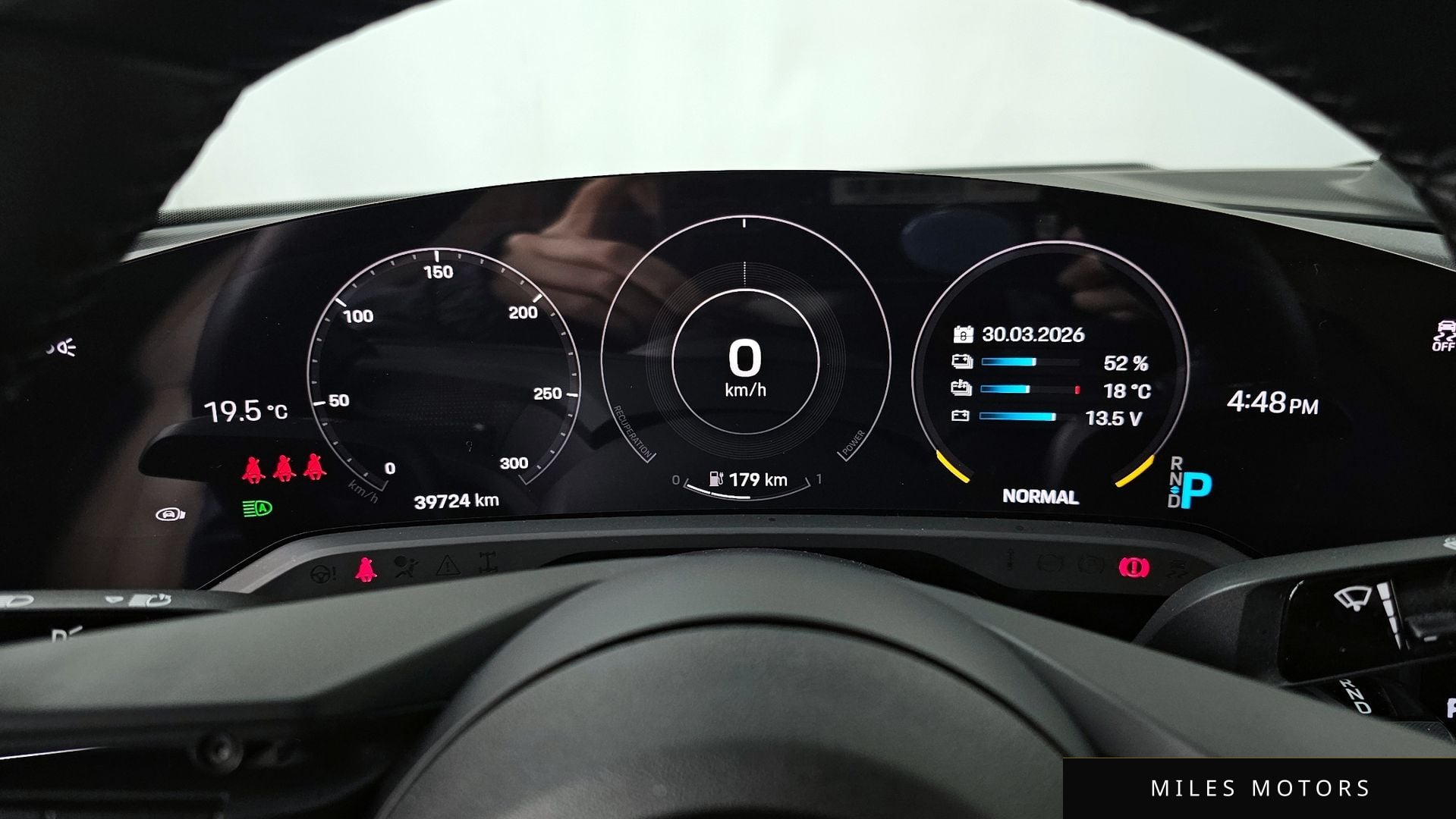 Porsche Taycan 2021 — миниатюра 8