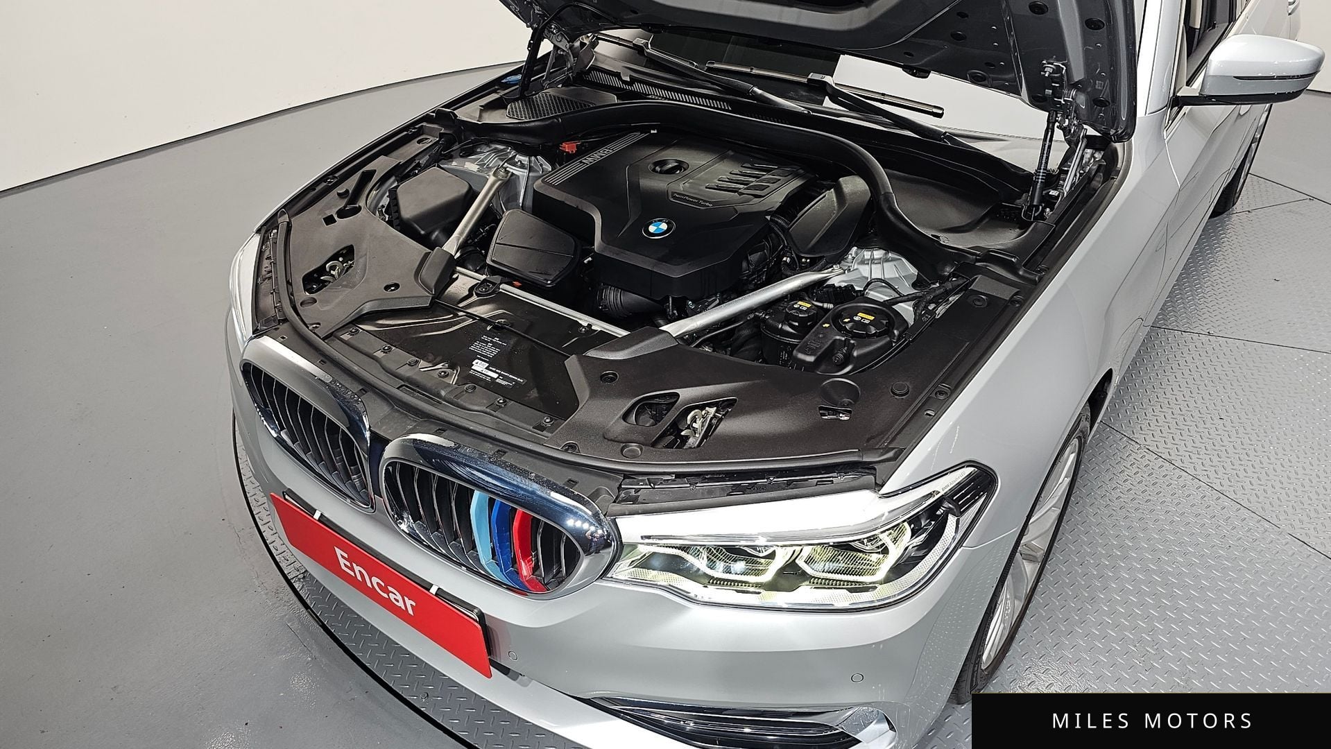 BMW 5 Series (G30) 2020 — миниатюра 6