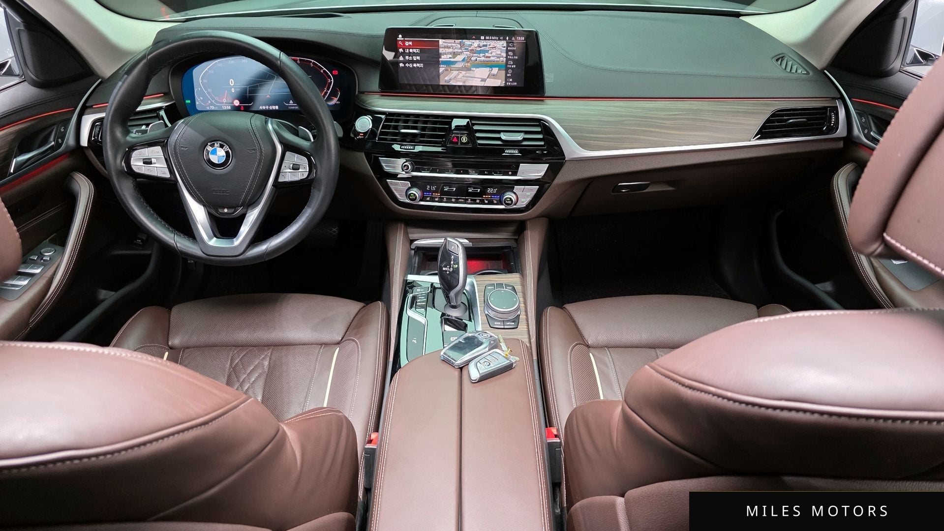 BMW 5 Series (G30) 2020 — миниатюра 7