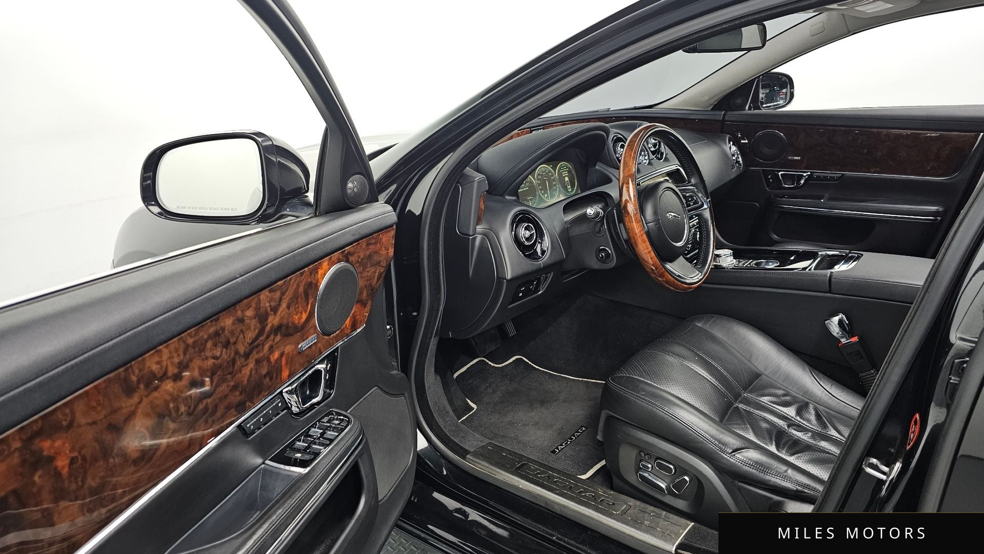 Jaguar All New XJ 2015 — миниатюра 10