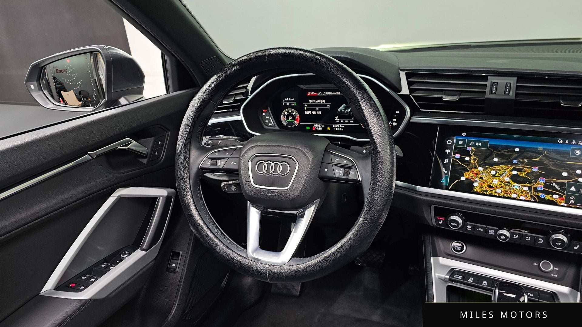 Audi Q3 (F3) 2022 — миниатюра 13