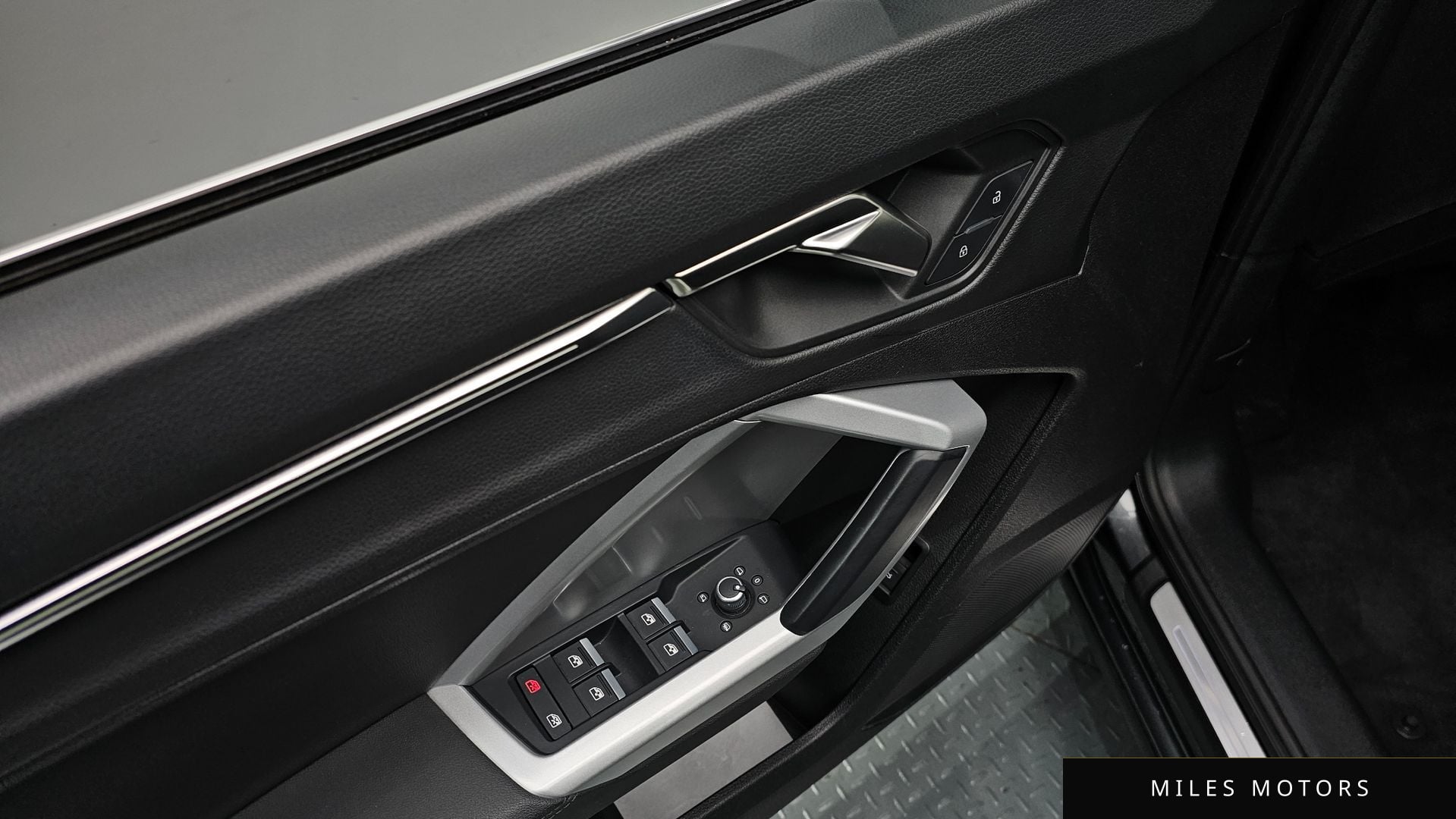 Audi Q3 (F3) 2022 — миниатюра 18
