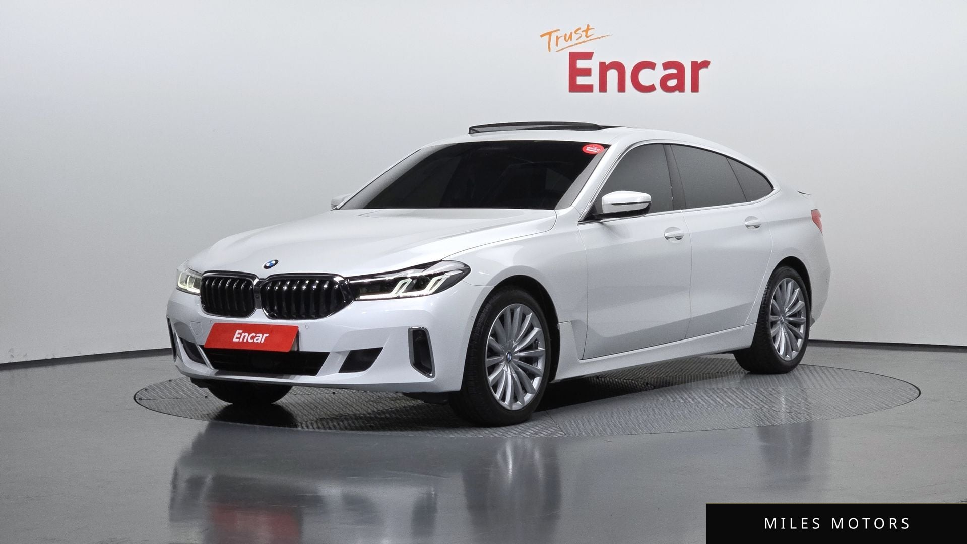 BMW 6 Series GT (G32) 2023 — фото 1 из 12