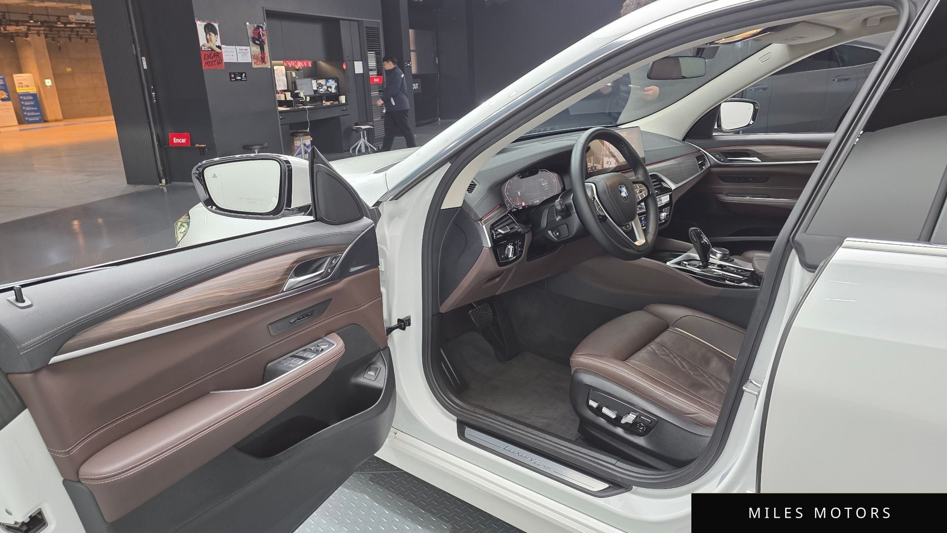BMW 6 Series GT (G32) 2023 — миниатюра 11