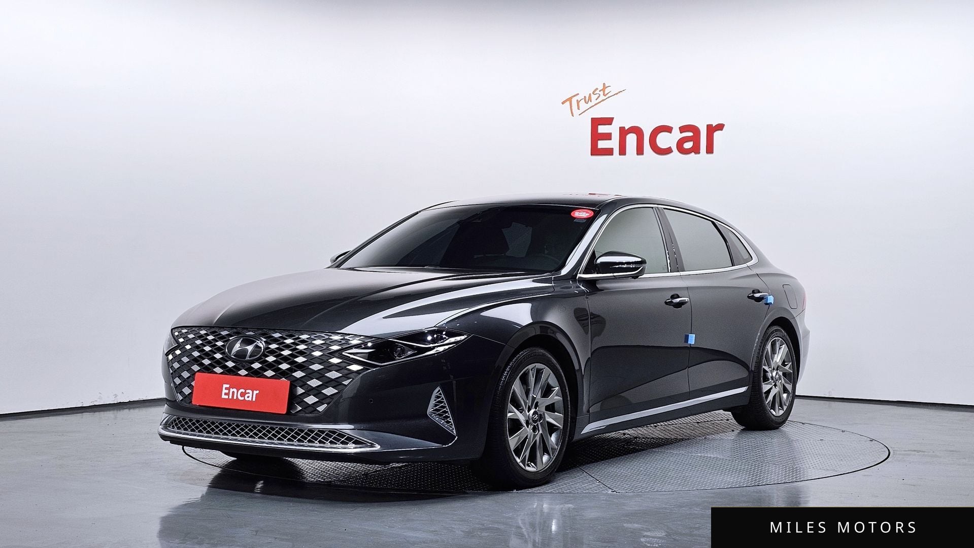 Hyundai Grandeur 2020 — фото 1 из 12