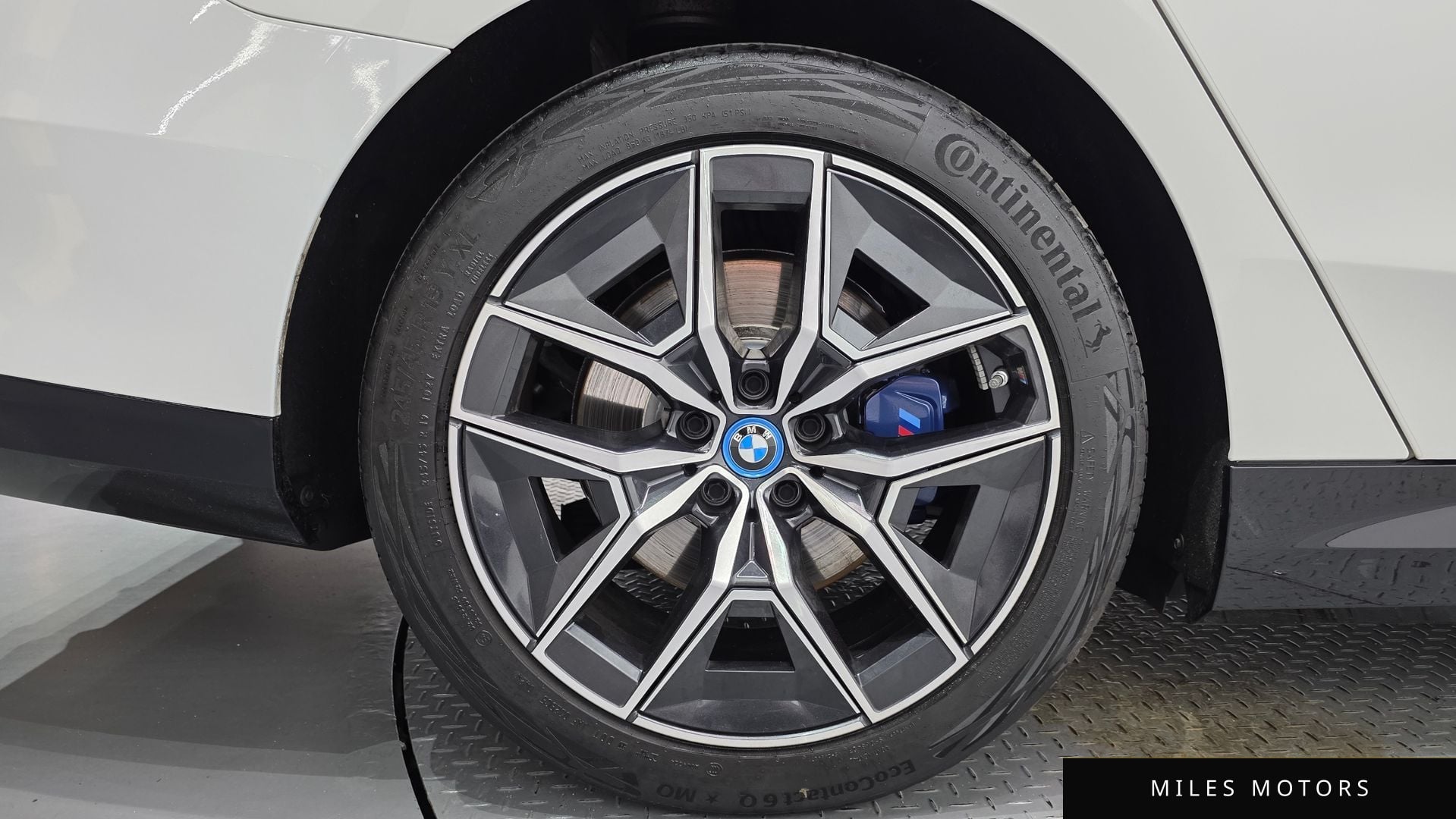 BMW i5 (G60) 2024 — миниатюра 5