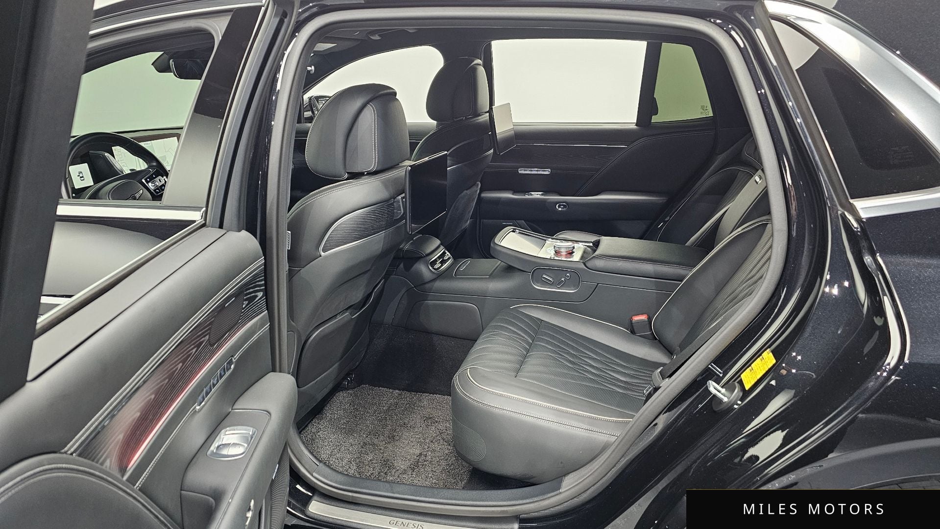 Genesis G90 (RS4) 2023 — миниатюра 11