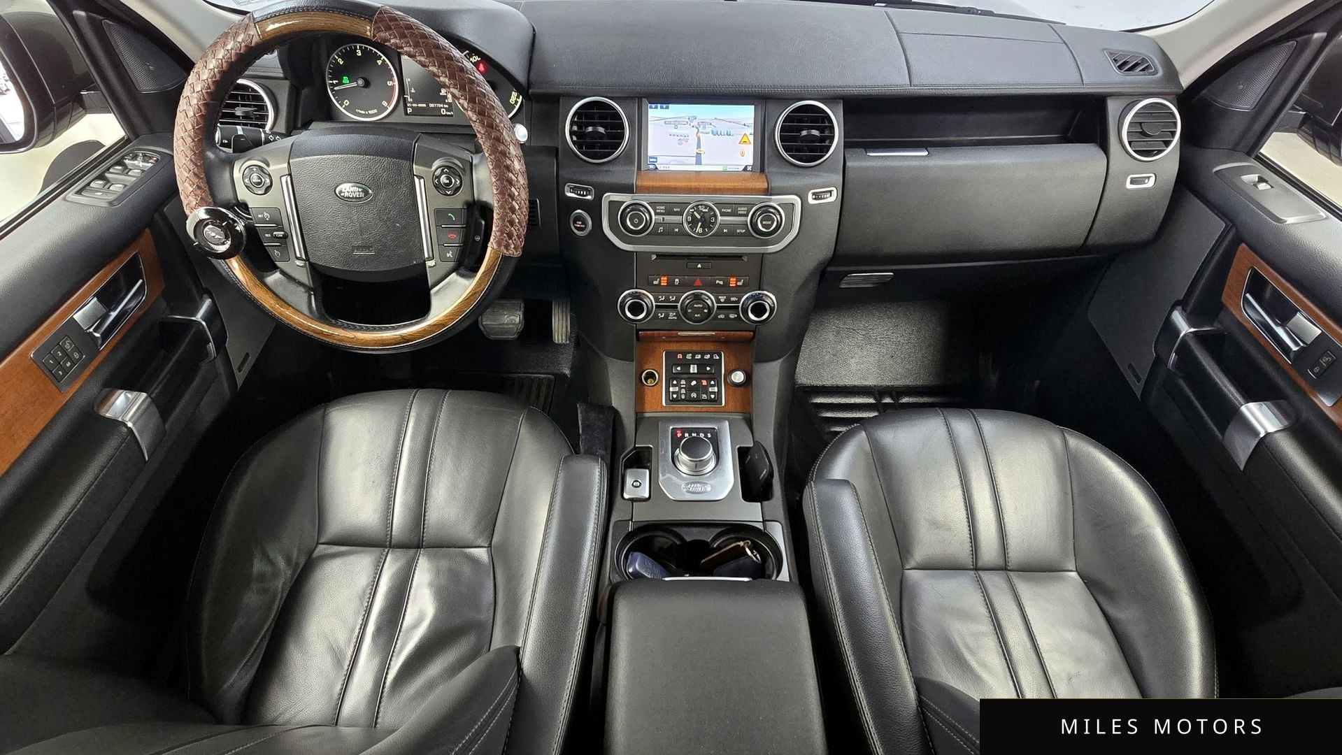 Land Rover Discovery 2016 — миниатюра 7