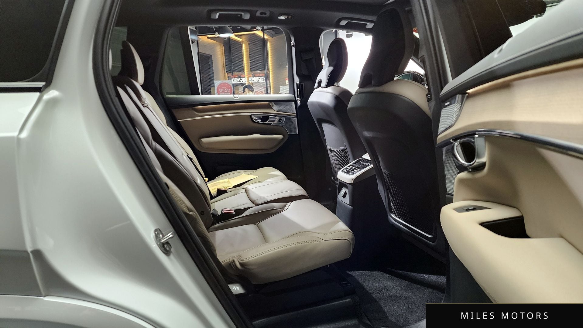 Volvo XC90 2026 — миниатюра 12