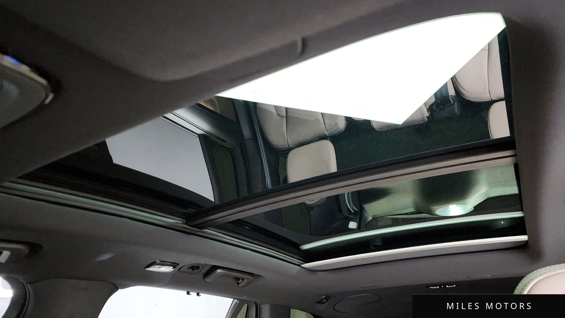 Volvo XC90 2026 — миниатюра 18