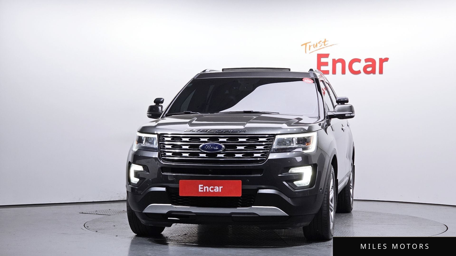 Ford Explorer 2017 — миниатюра 3