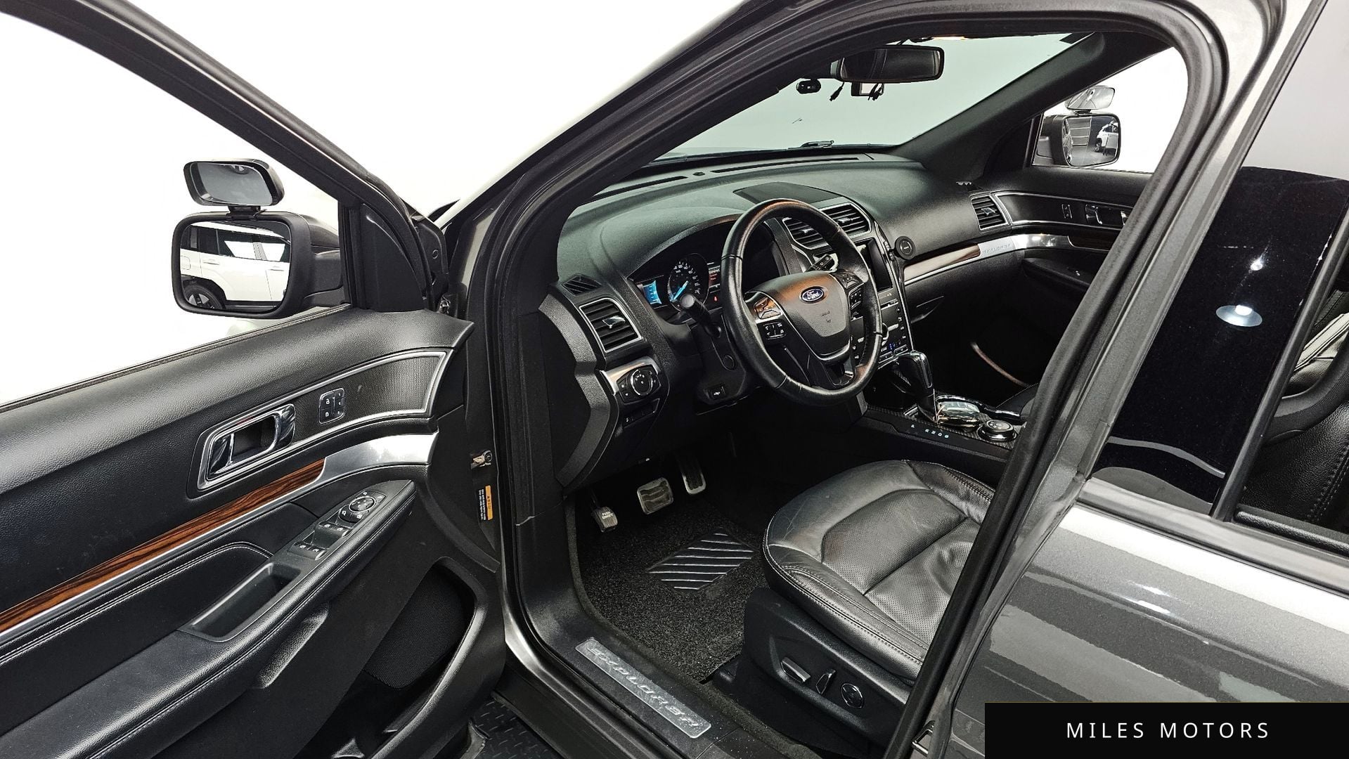 Ford Explorer 2017 — миниатюра 11