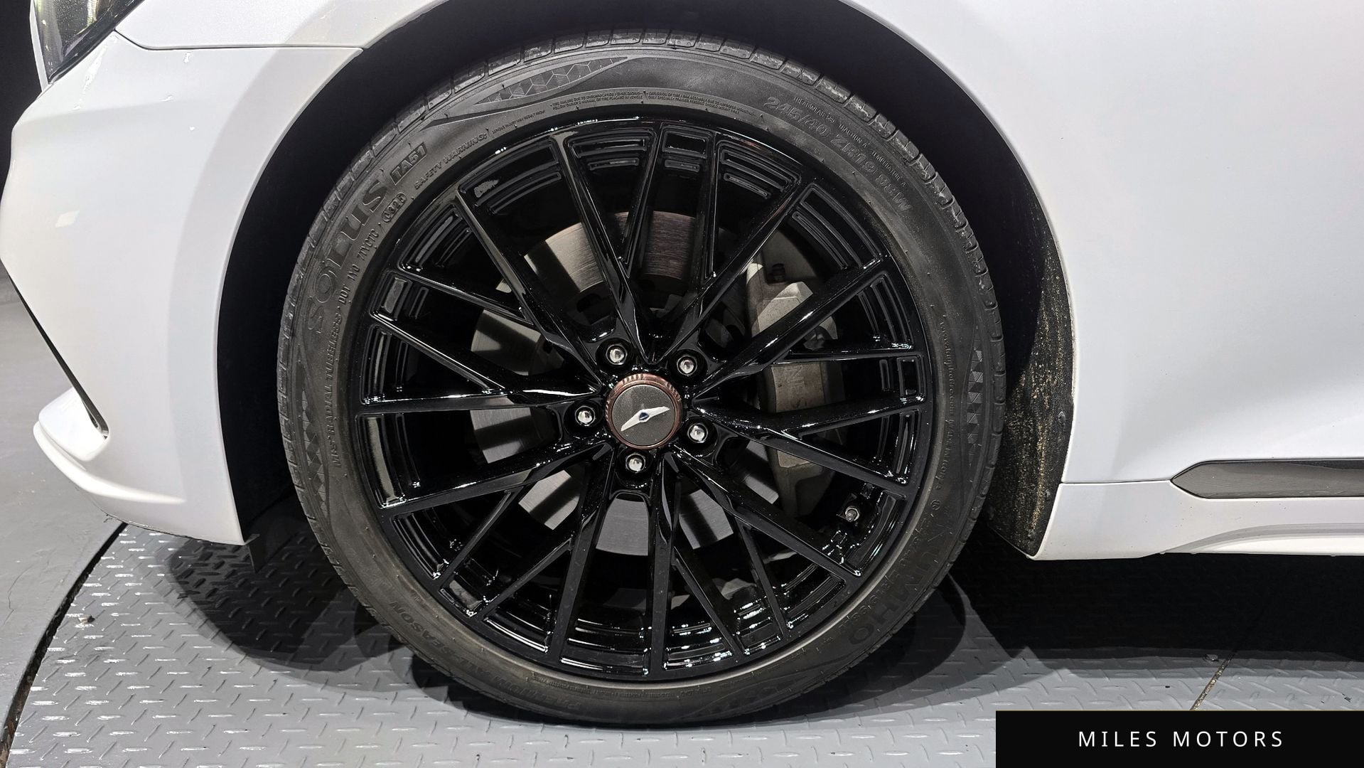 Genesis G80 2017 — миниатюра 5
