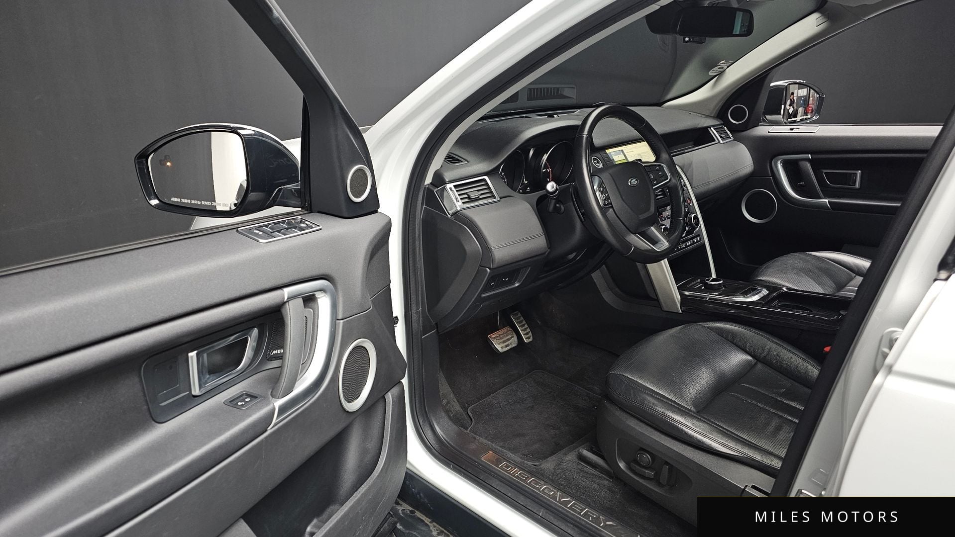 Land Rover Discovery Sport 2019 — миниатюра 11