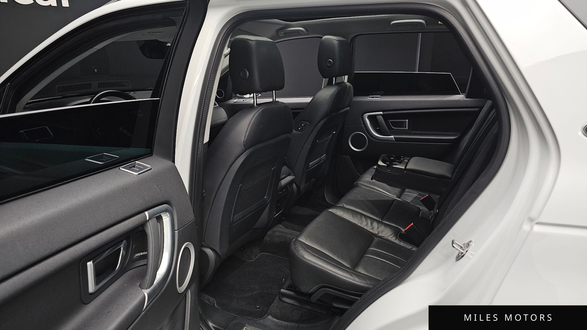 Land Rover Discovery Sport 2019 — миниатюра 12