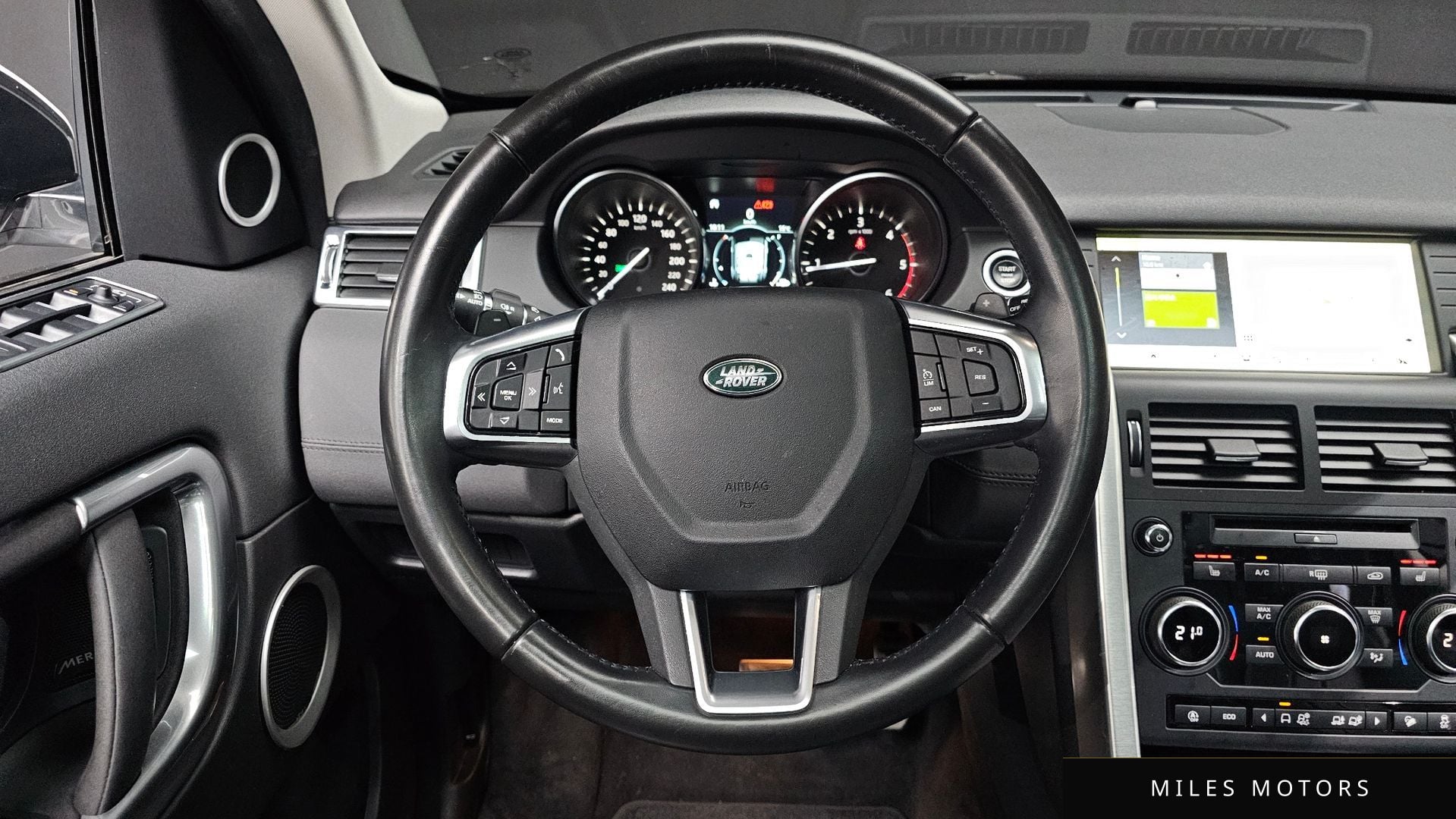 Land Rover Discovery Sport 2019 — миниатюра 13