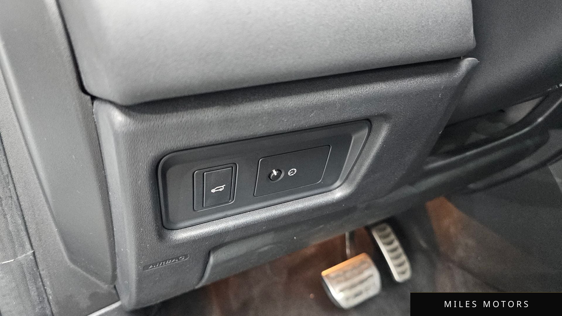 Land Rover Discovery Sport 2019 — миниатюра 18