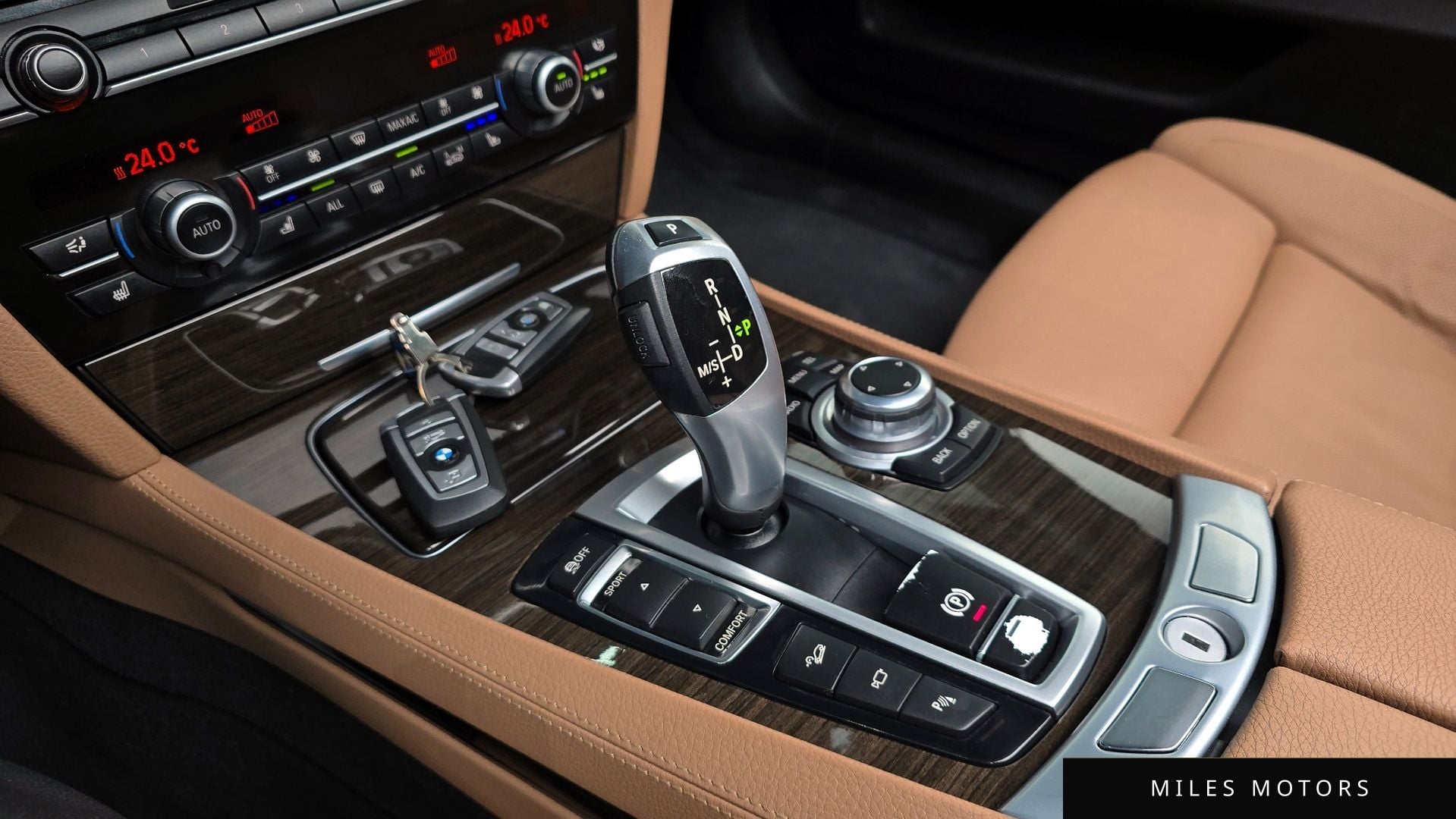 BMW 7 Series (F01) 2013 — миниатюра 9