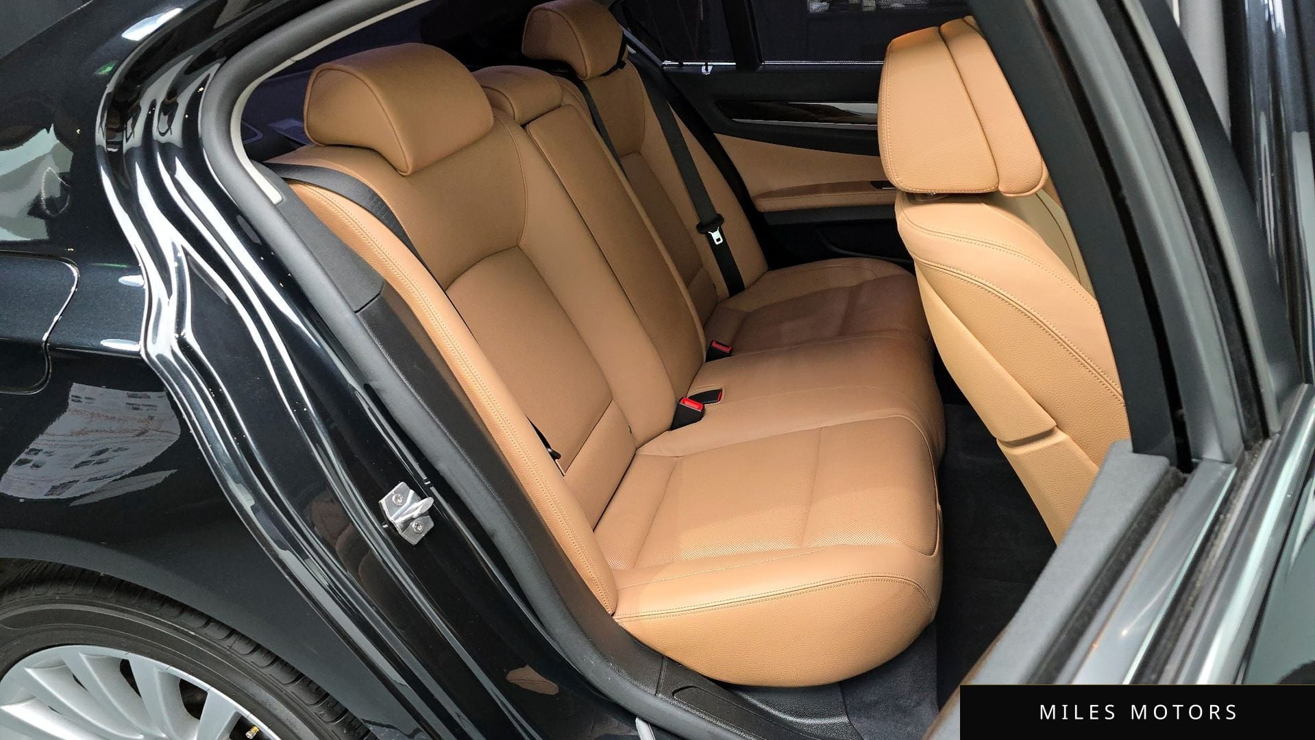 BMW 7 Series (F01) 2013 — миниатюра 12