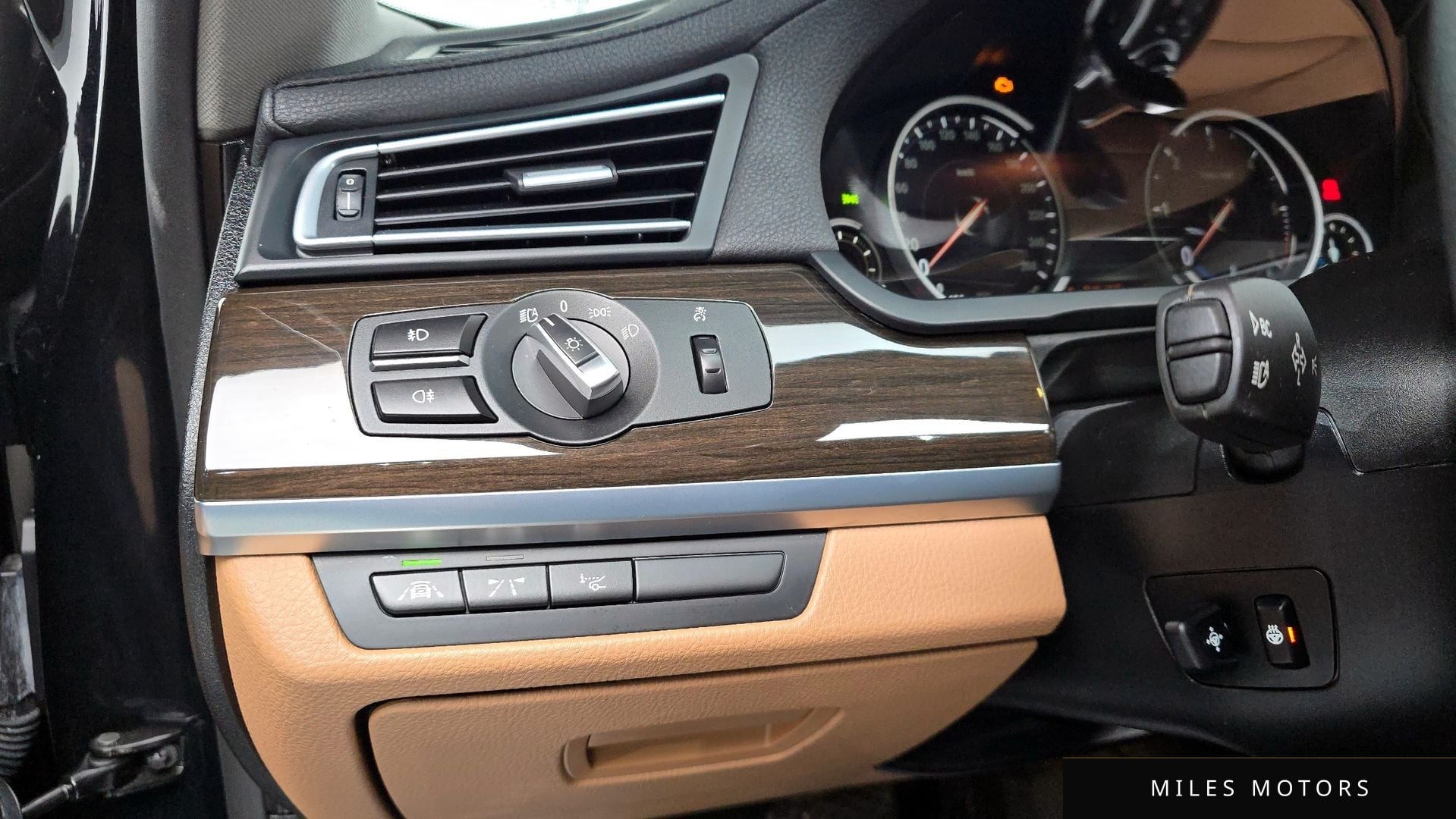 BMW 7 Series (F01) 2013 — миниатюра 16