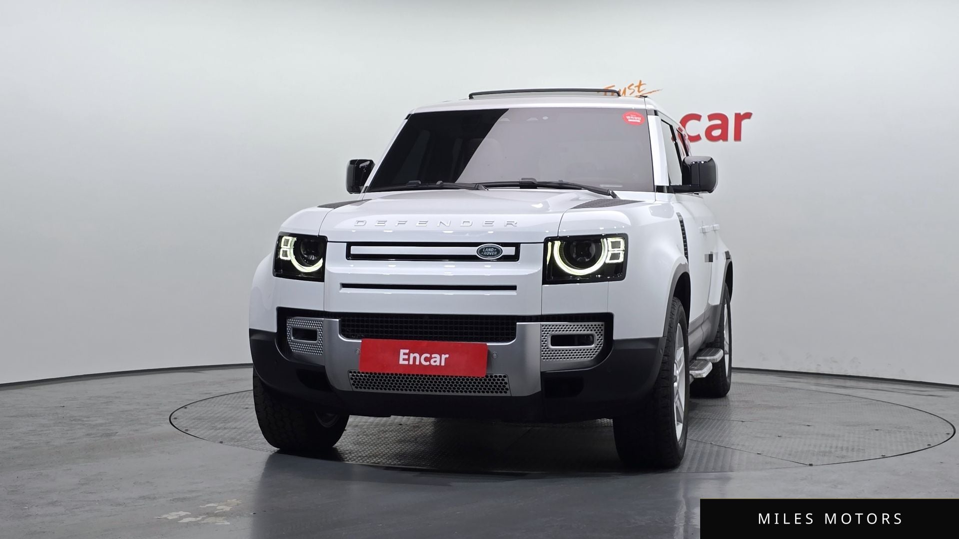 Land Rover Defender 2022 — миниатюра 3