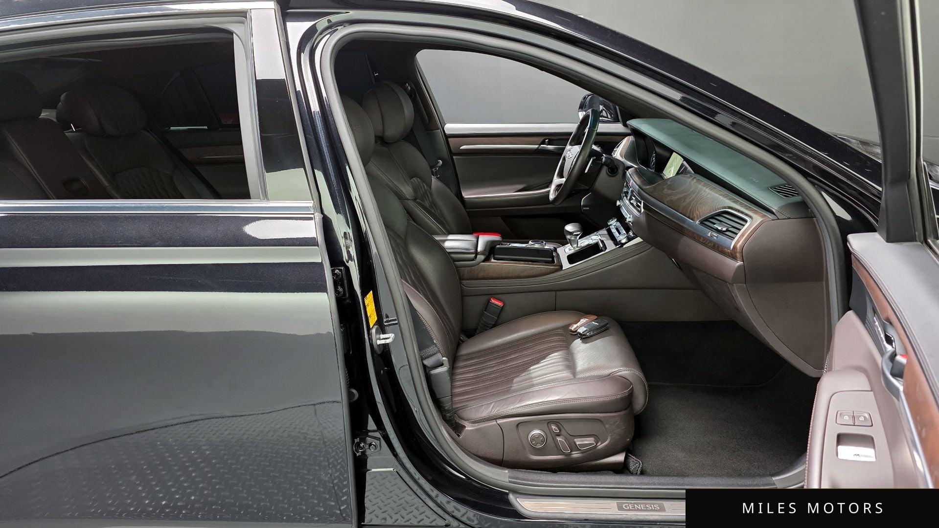 Genesis G90 2019 — миниатюра 10