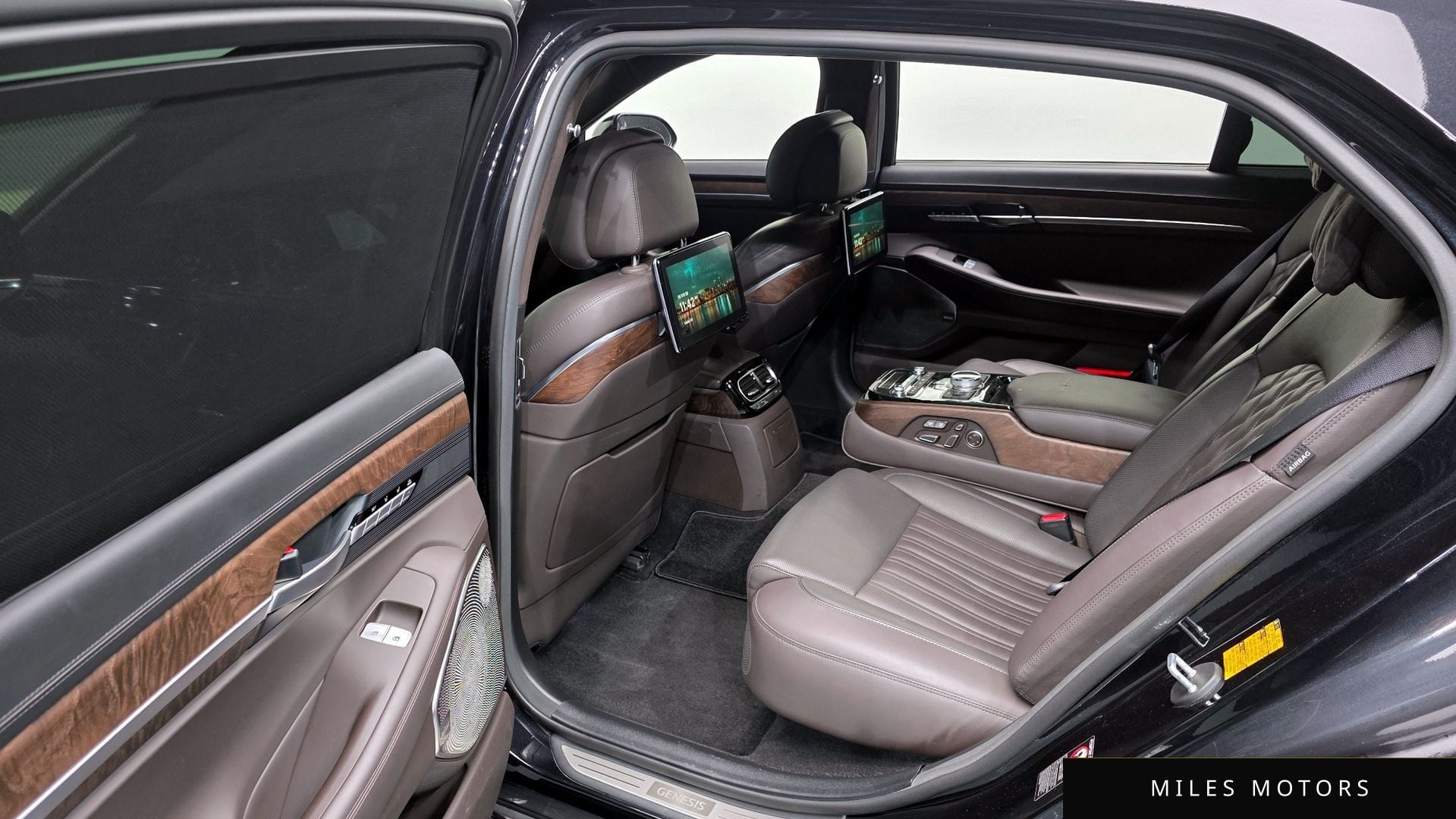 Genesis G90 2019 — миниатюра 12