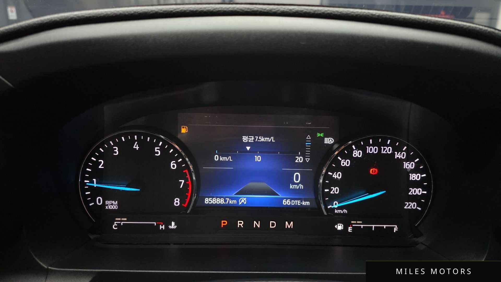 Ford Explorer 2020 — миниатюра 8