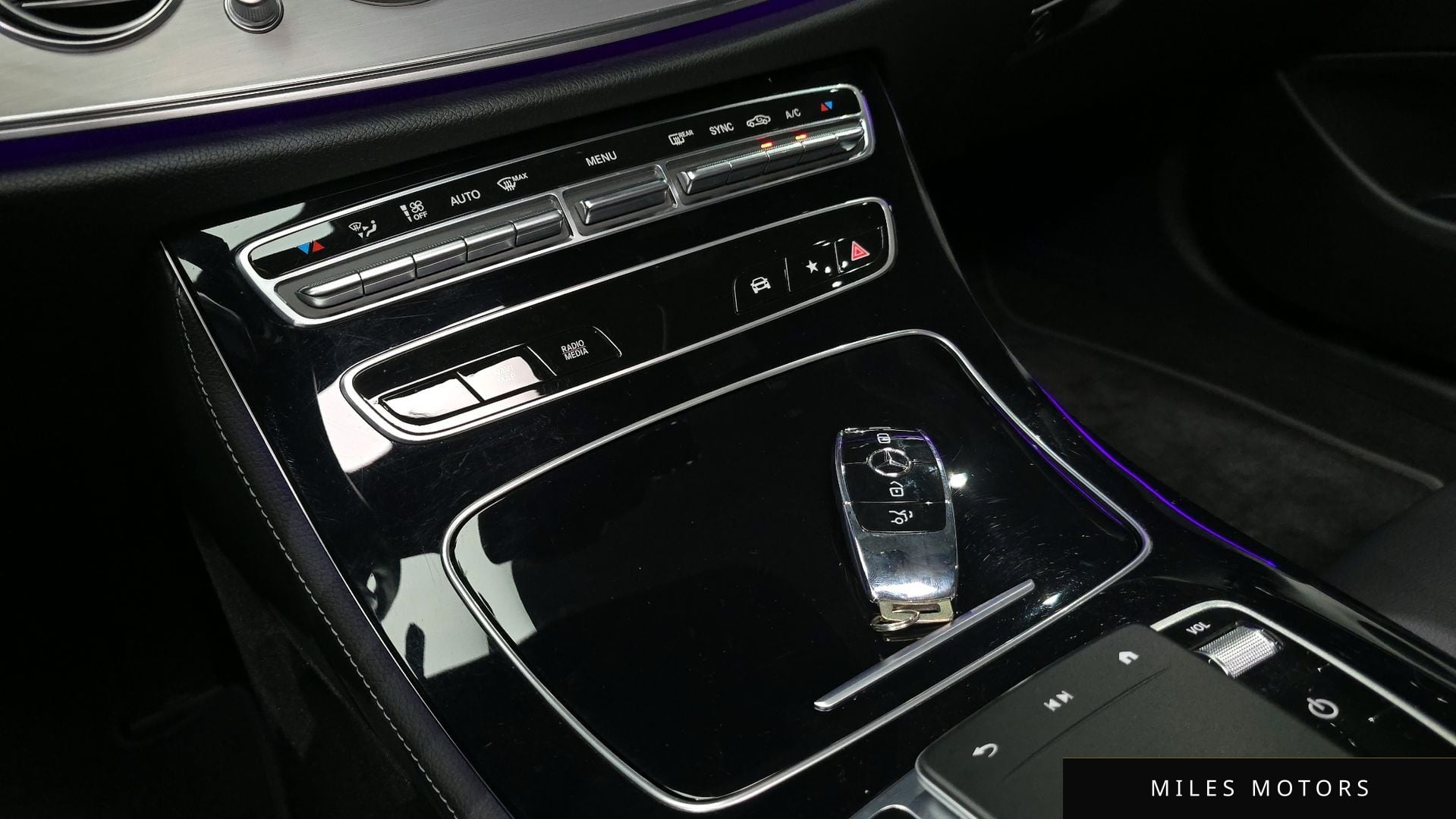 Mercedes-Benz E-클래스 W213 2021 — миниатюра 17