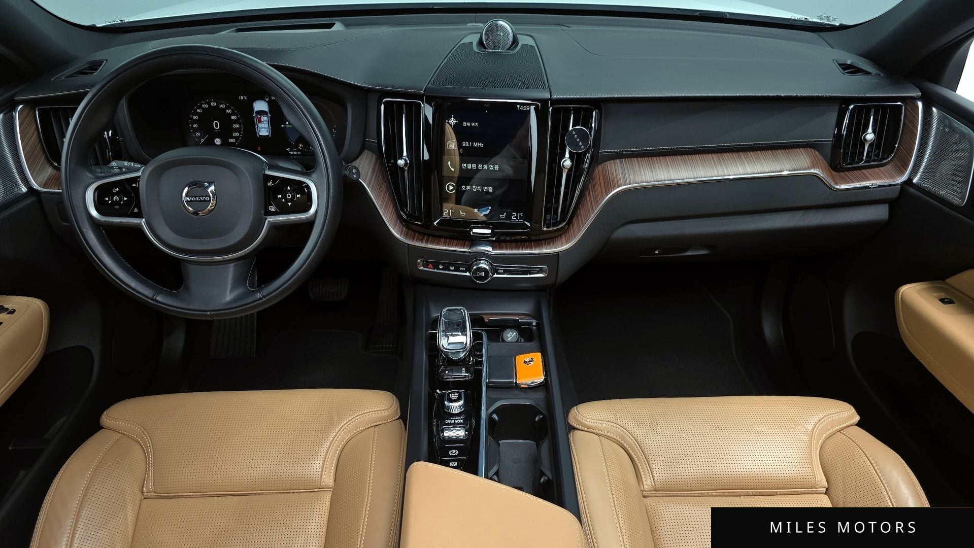 Volvo XC60 2021 — миниатюра 7