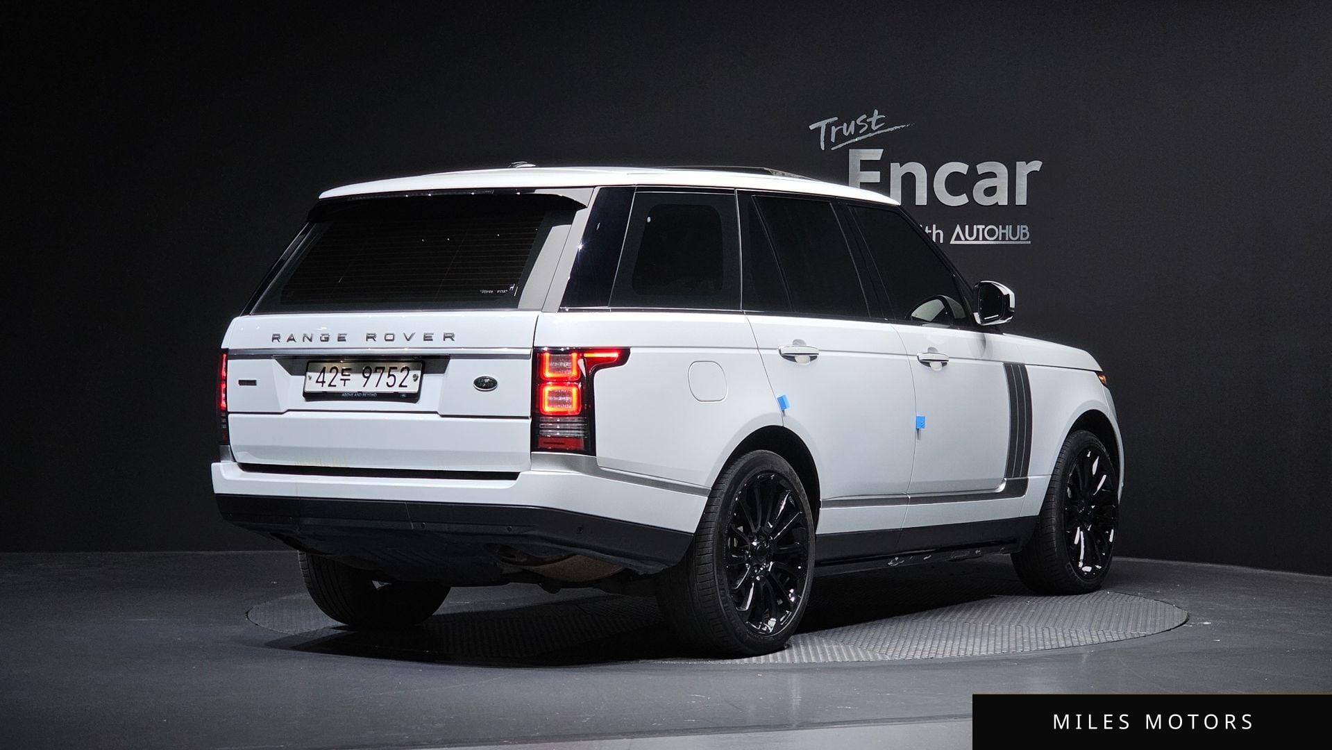 Land Rover 레인지로버 2015 — миниатюра 2