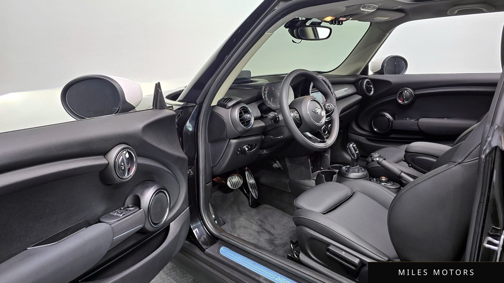 MINI Cooper 2021 — миниатюра 11