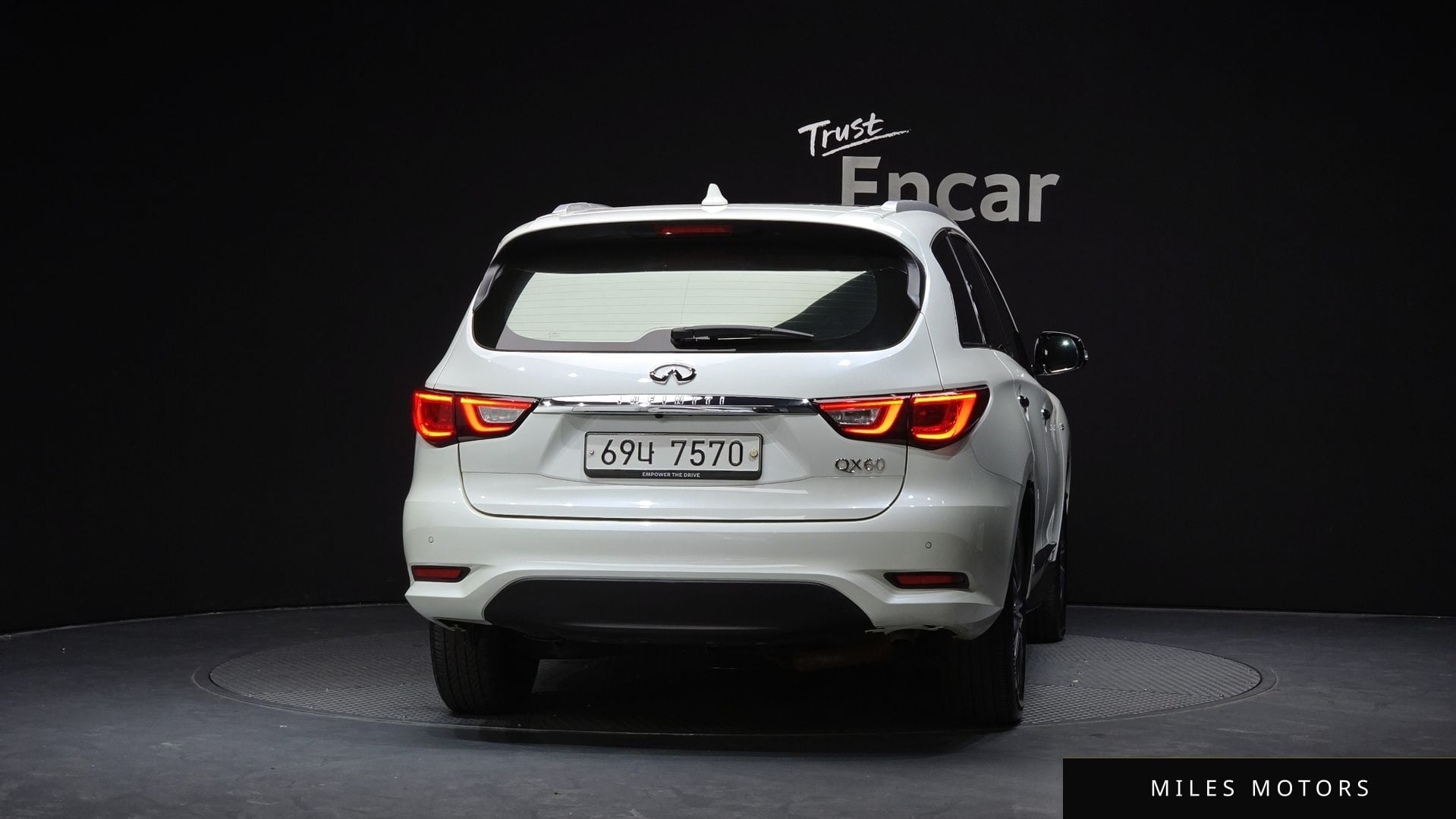 Infiniti QX60 2017 — миниатюра 4