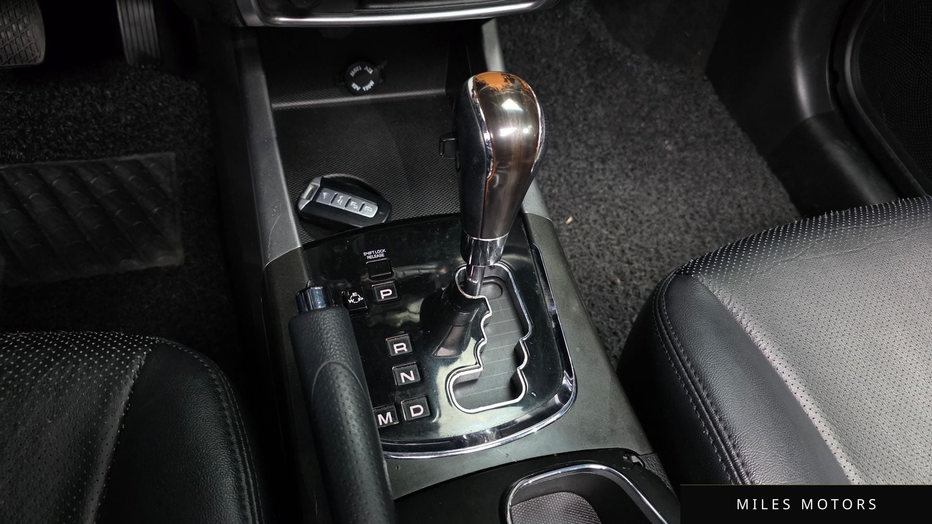 KG Mobility KORANDO 2015 — миниатюра 9