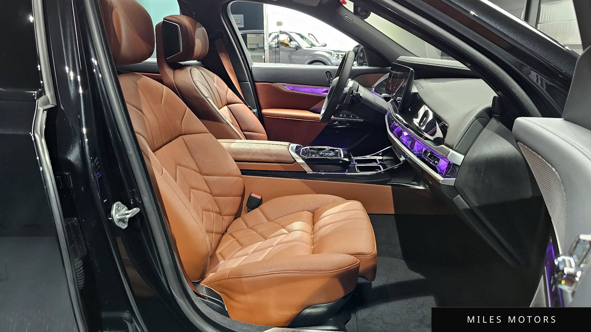 BMW 7 Series (G70) 2025 — миниатюра 10