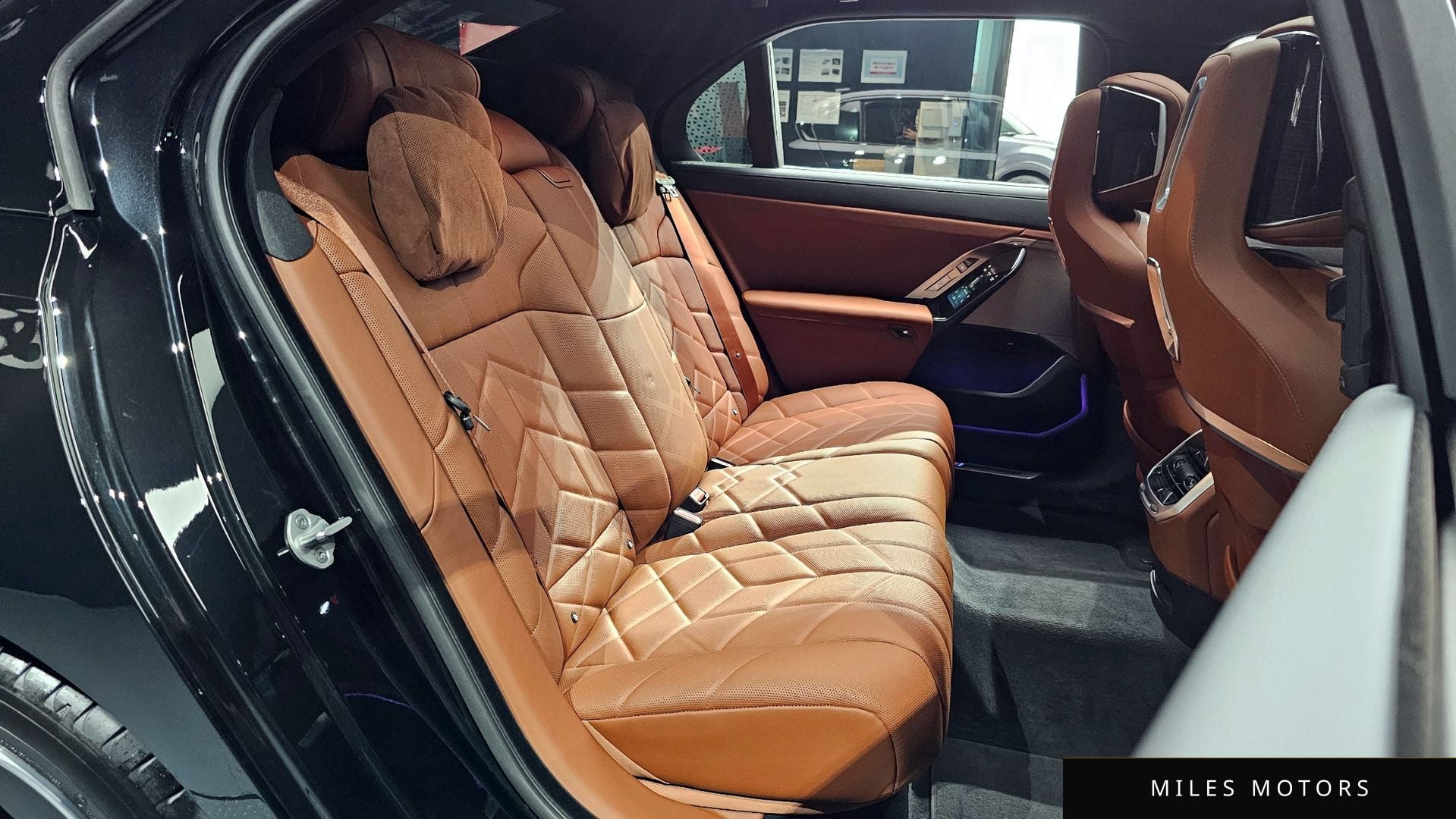 BMW 7 Series (G70) 2025 — миниатюра 12