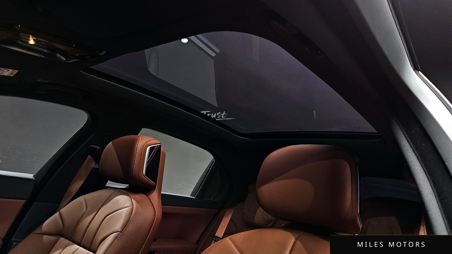 BMW 7 Series (G70) 2025 — миниатюра 18