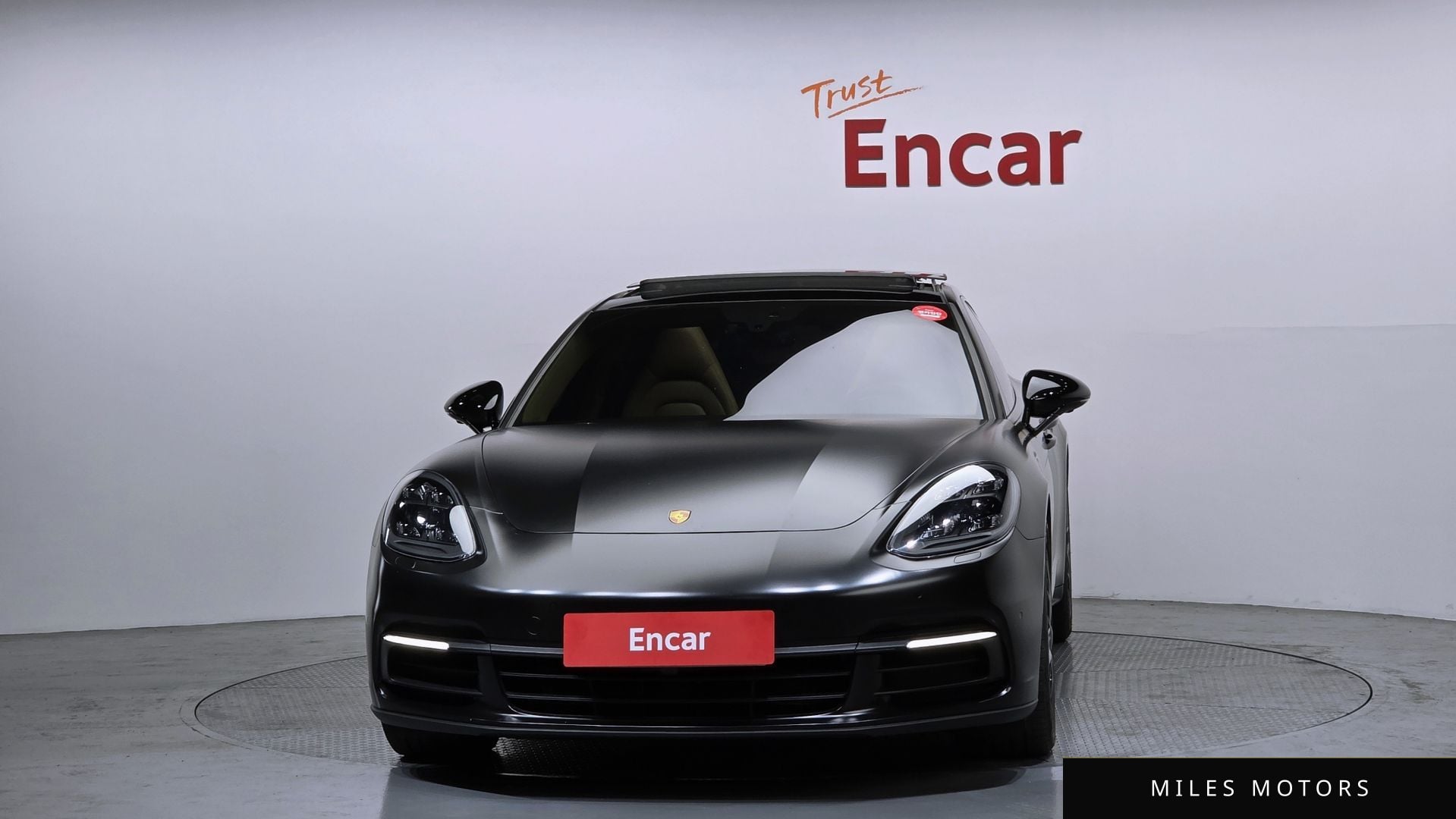 Porsche Panamera 2018 — миниатюра 3