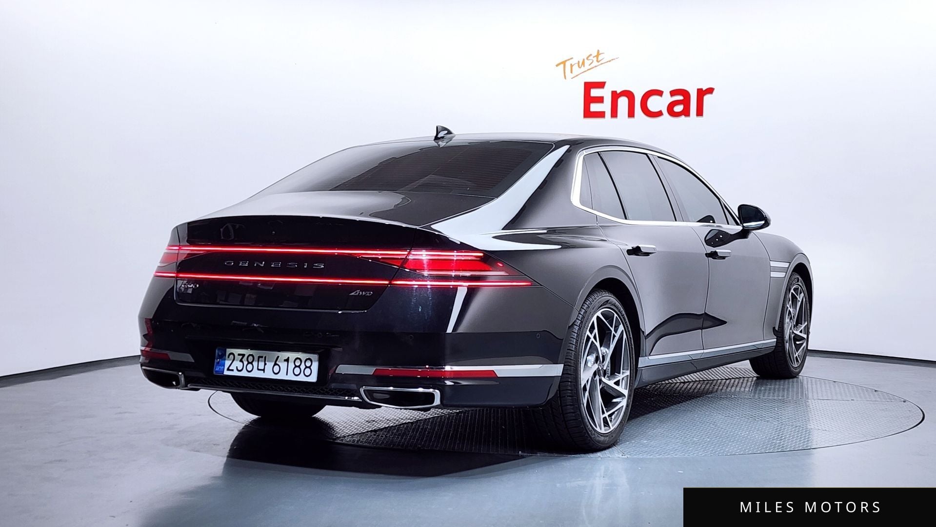 Genesis G90 (RS4) 2022 — миниатюра 2
