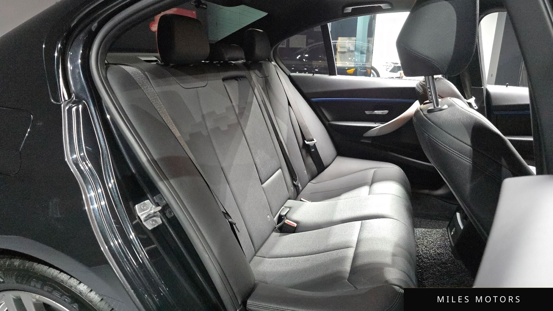 BMW 3 Series (F30) 2017 — миниатюра 12